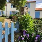 Apartmán L'enclos Bleu, - Marais Poitevin Avec Piscine Chauffee Chaille-Les-Marais