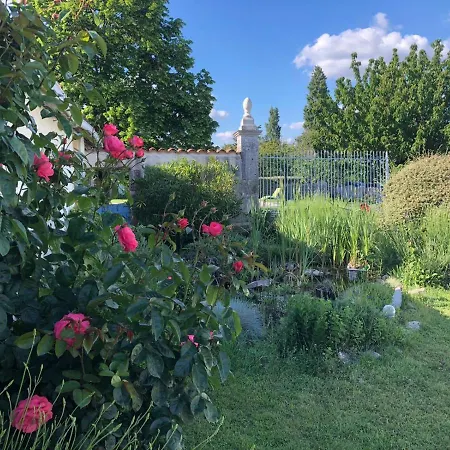 Appartement L'enclos Bleu, - Marais Poitevin Avec Piscine Chauffee