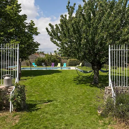 L'enclos Bleu, - Marais Poitevin Avec Piscine Chauffee *
