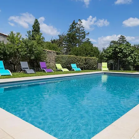 L'enclos Bleu, - Marais Poitevin Avec Piscine Chauffee Appartement *