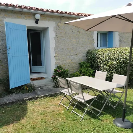 L'enclos Bleu, - Marais Poitevin Avec Piscine Chauffee Chaille-Les-Marais