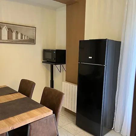 L'enclos Bleu, - Marais Poitevin Avec Piscine Chauffee