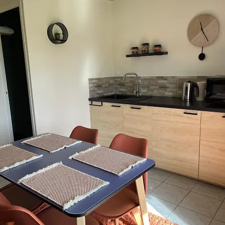 L'enclos Bleu, - Marais Poitevin Avec Piscine Chauffee