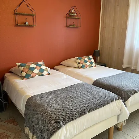 L'enclos Bleu, - Marais Poitevin Avec Piscine Chauffee 公寓