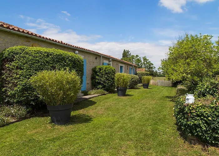 Daire L'enclos Bleu, - Marais Poitevin Avec Piscine Chauffee *