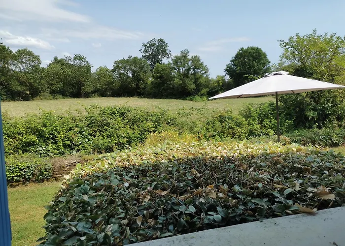 L'enclos Bleu, - Marais Poitevin Avec Piscine Chauffee *