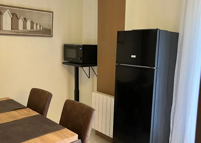 L'enclos Bleu, - Marais Poitevin Avec Piscine Chauffee